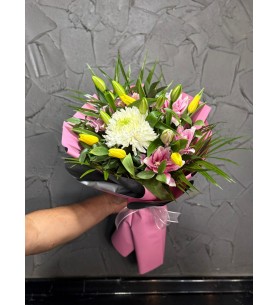 Pembe Lilyum & Sarı Lale Buketi